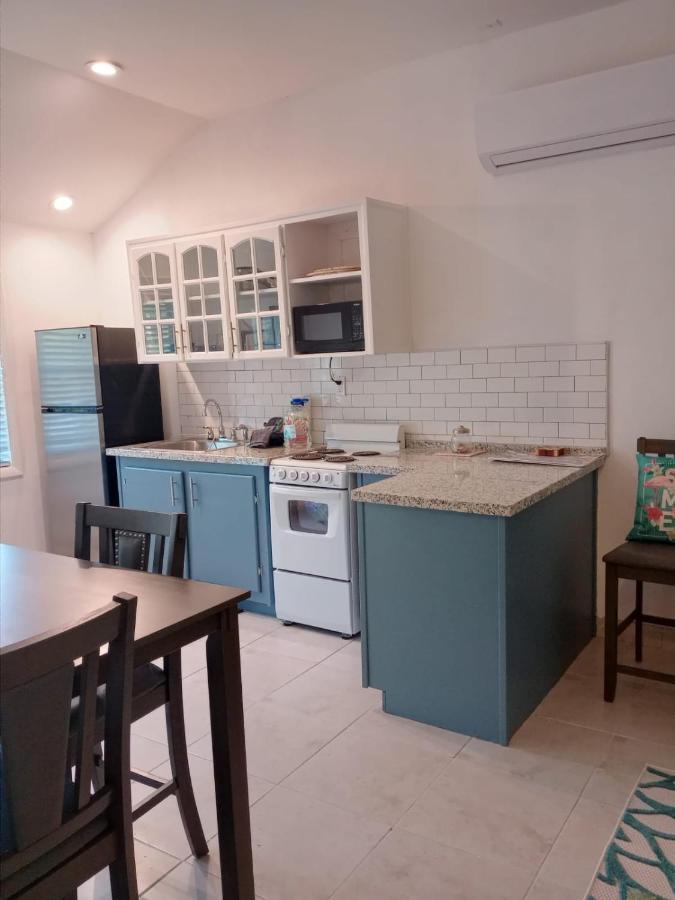 Windsor Place Hermitage Luaran gambar